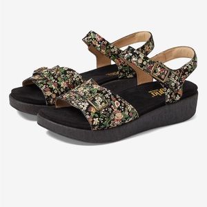 Alegria Maryn Sandals
